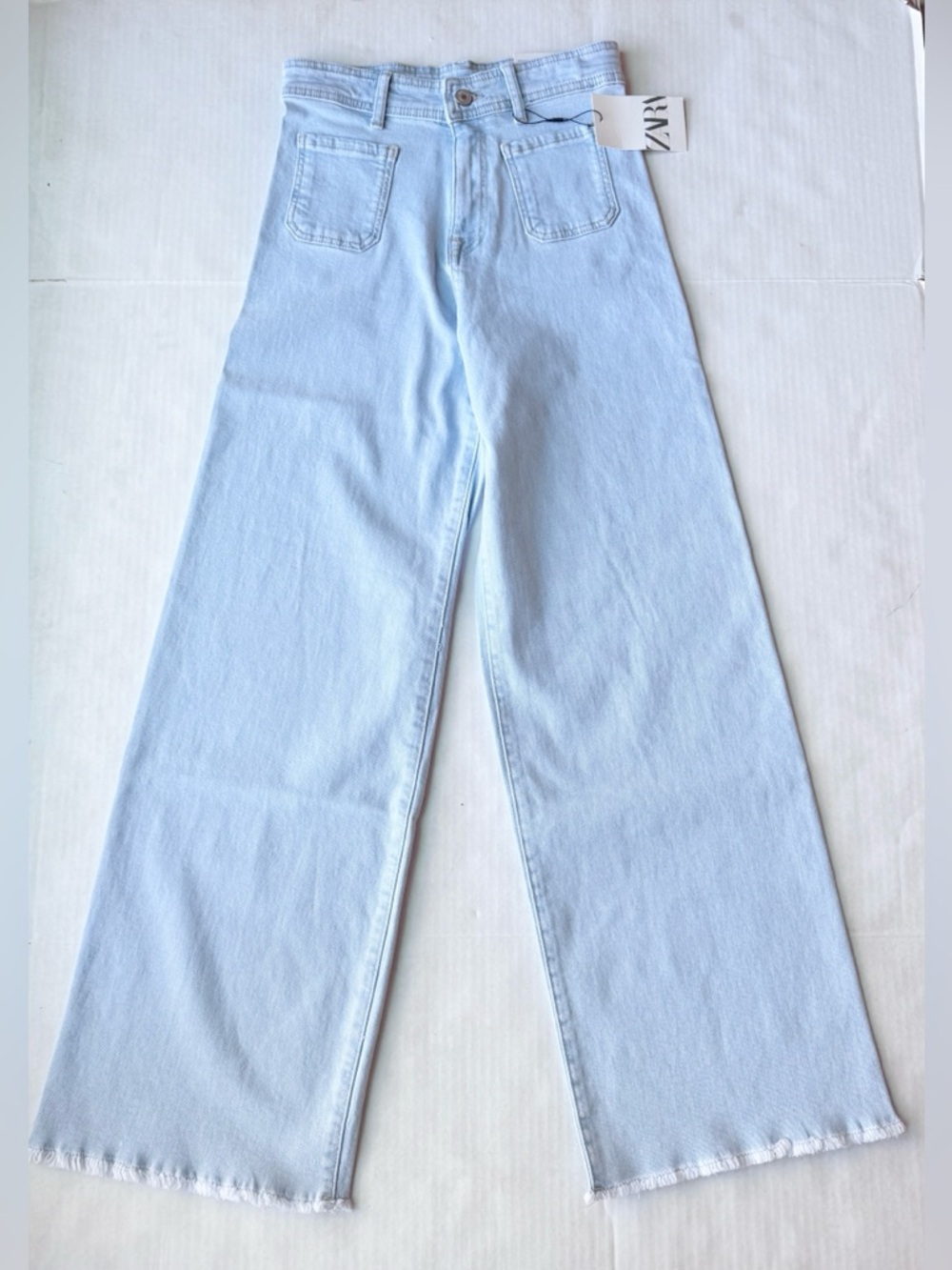 Zara Girl New Marine Fit Wide Leg Jeans in Light Blue wash
NWT - Picture 2 of 16